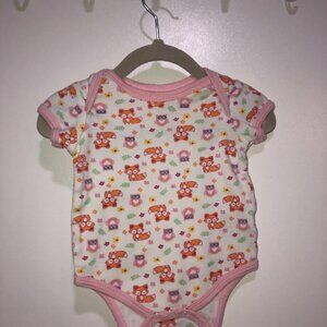 5 for $10 Girl's Wee Play onesie Size 6-9 months